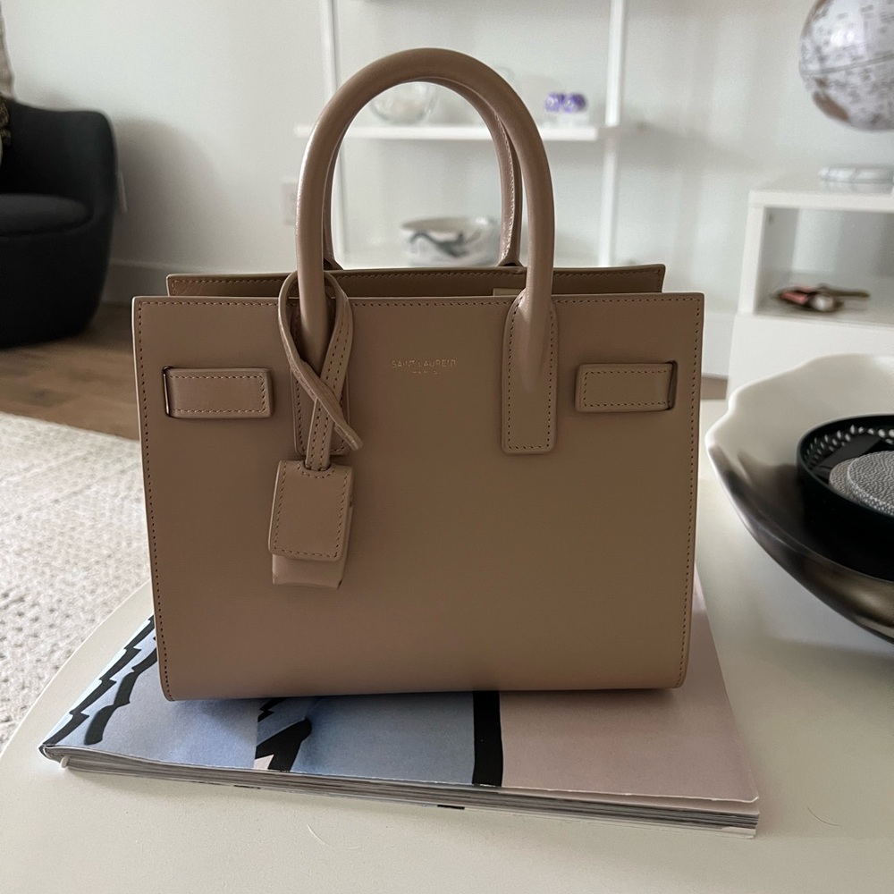 Saint Laurent SAC DE JOUR NANO IN SMOOTH LEATHER Dark Beige